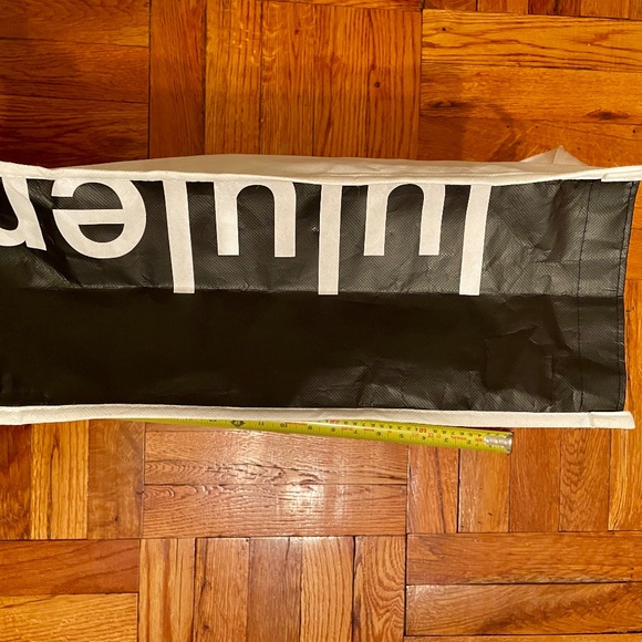 NEW 1 Lululemon Large Reusable Shopping Gift Bag Tote Black and white - Picture 2 of 5